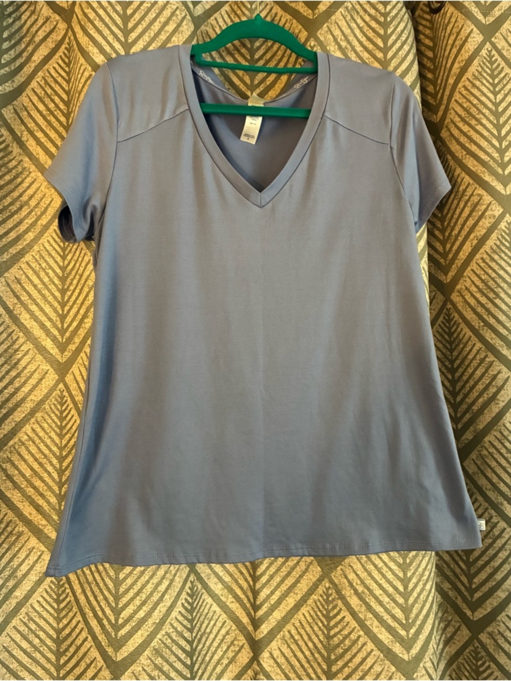 Jessica Simpson V-Neck Short Sleeve Tee in pale slate blue/periwinkle